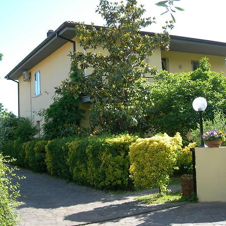 Gli Olivi Calci Exterior photo
