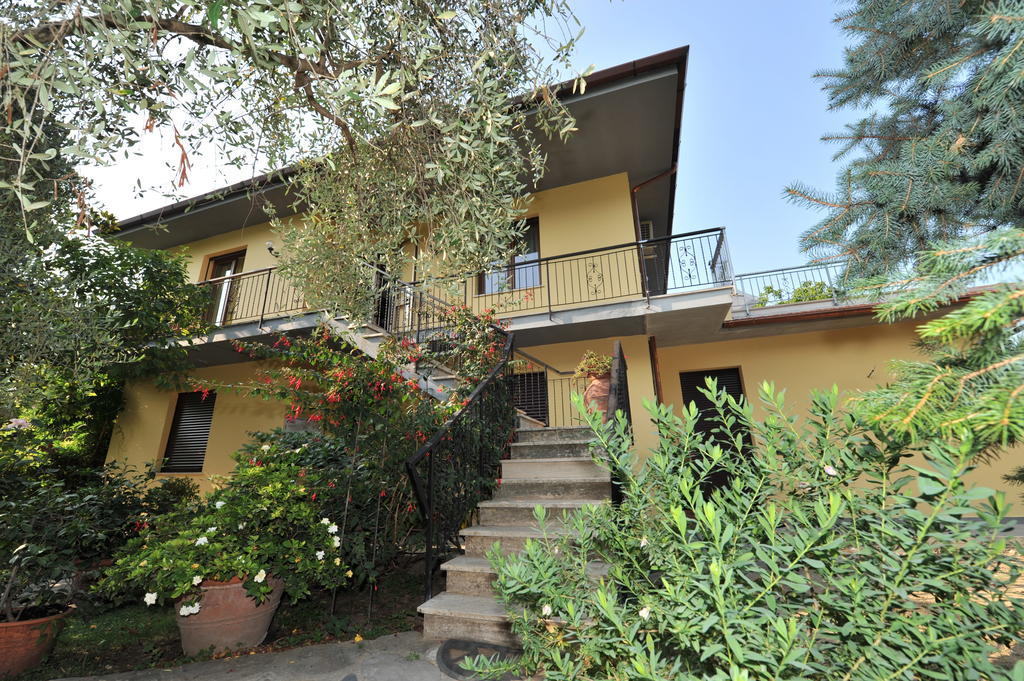 Gli Olivi Calci Exterior photo