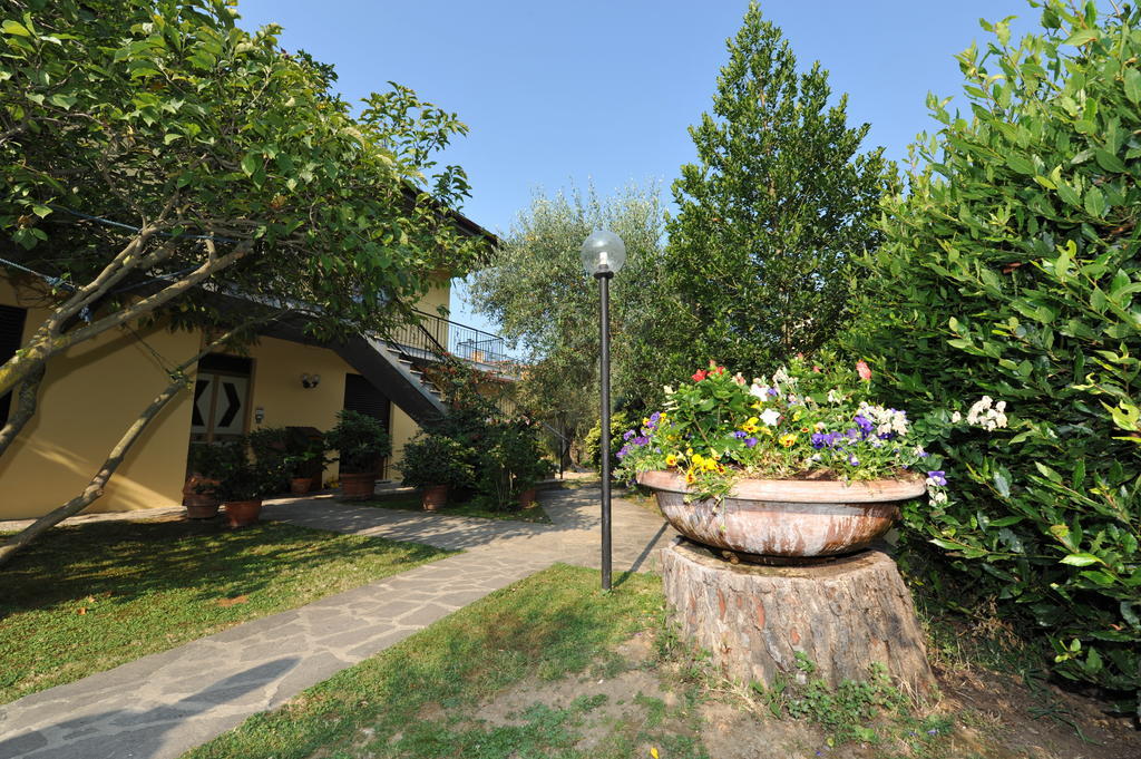 Gli Olivi Calci Exterior photo