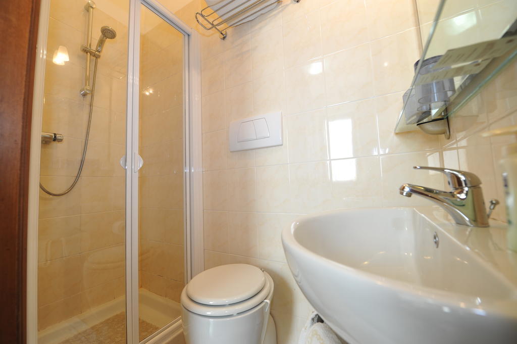 Gli Olivi Calci Room photo