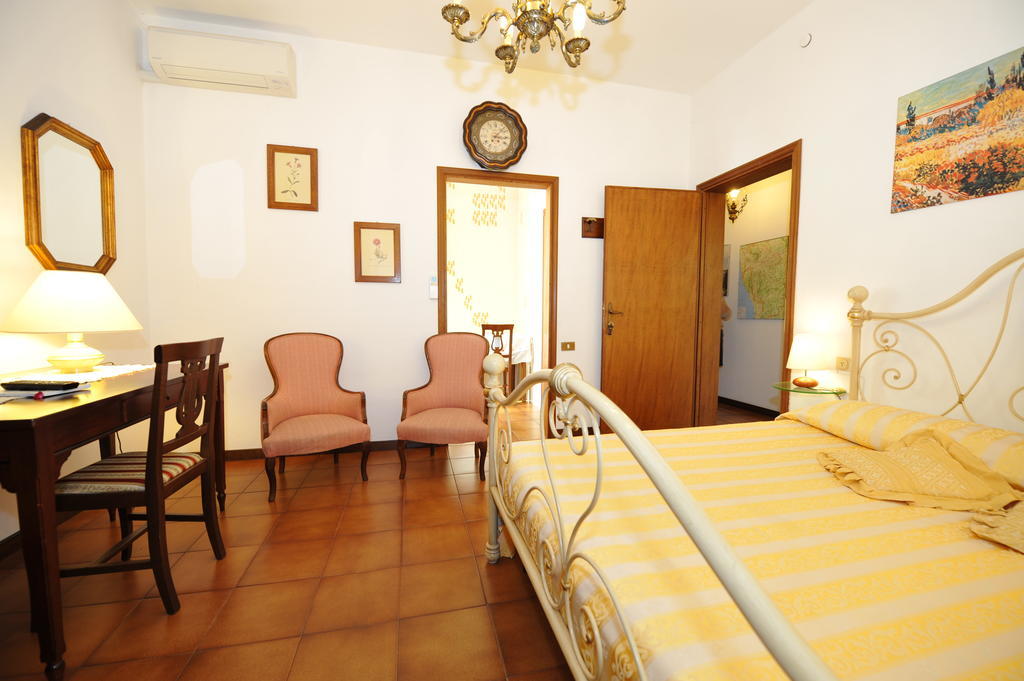 Gli Olivi Calci Room photo
