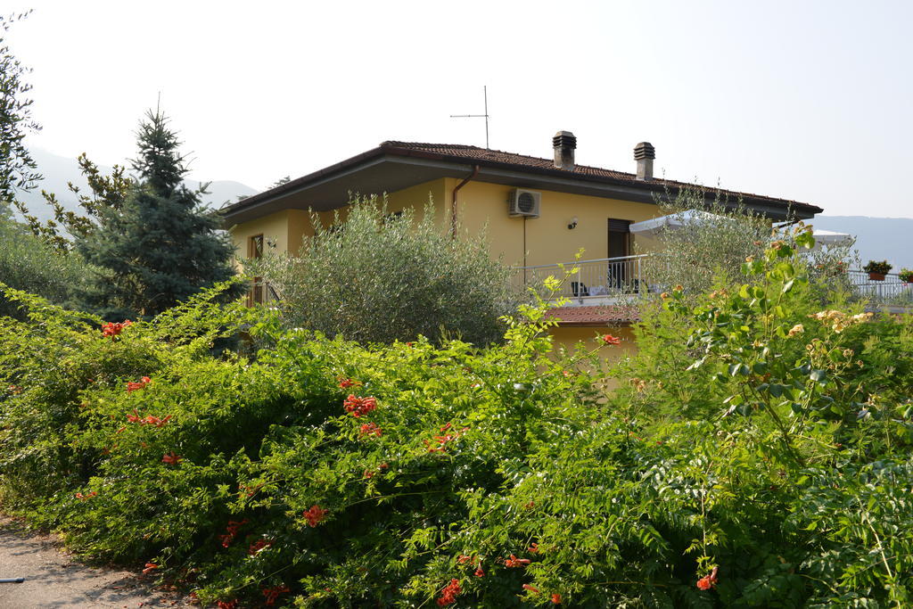 Gli Olivi Calci Exterior photo