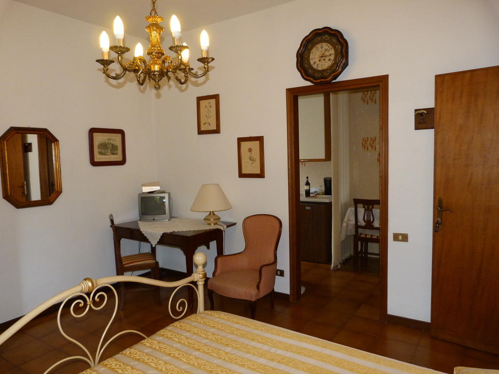 Gli Olivi Calci Room photo