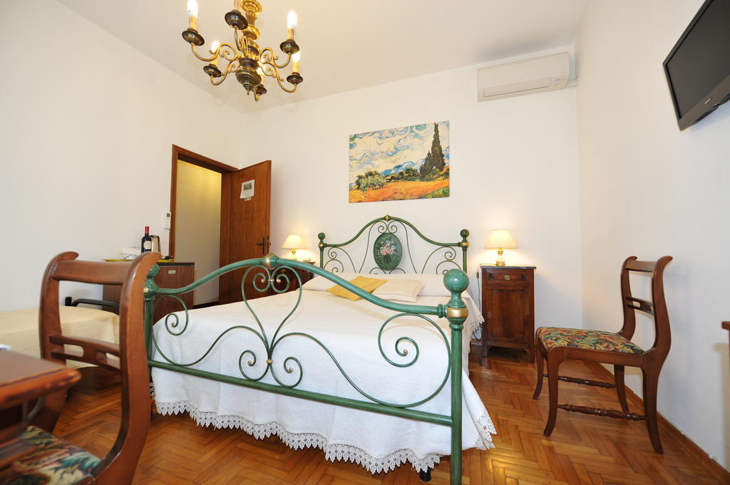 Gli Olivi Calci Room photo