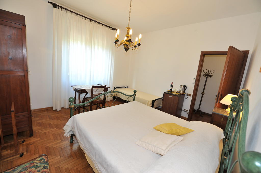 Gli Olivi Calci Room photo